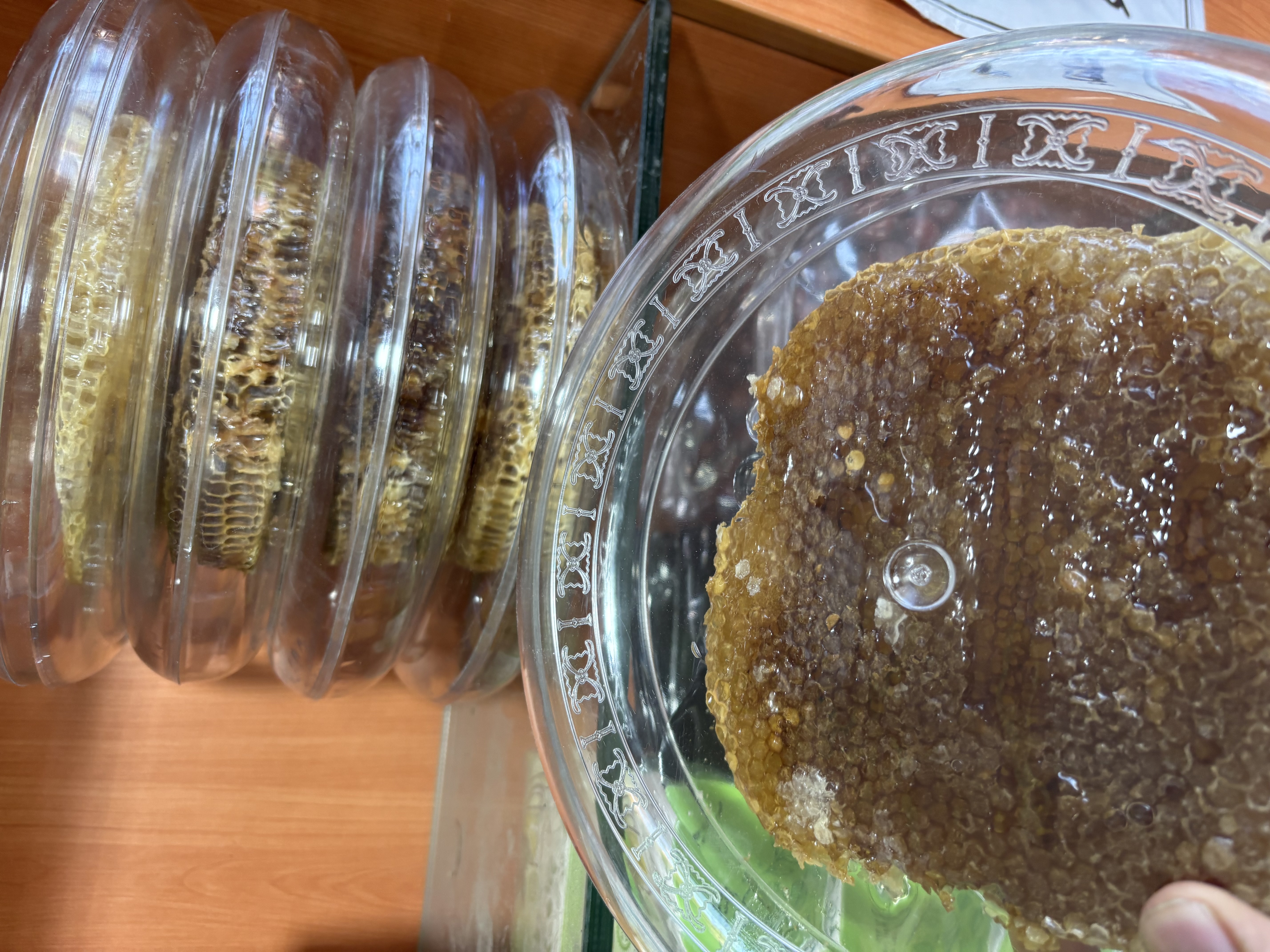 عسل طبیعی قره داغ اذربایجان